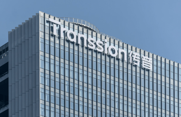 定州砖路镇一村民成功救助1只“鸟中国宝”大鸨